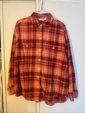Old Navy Women’s Plaid Button-Up Shirt